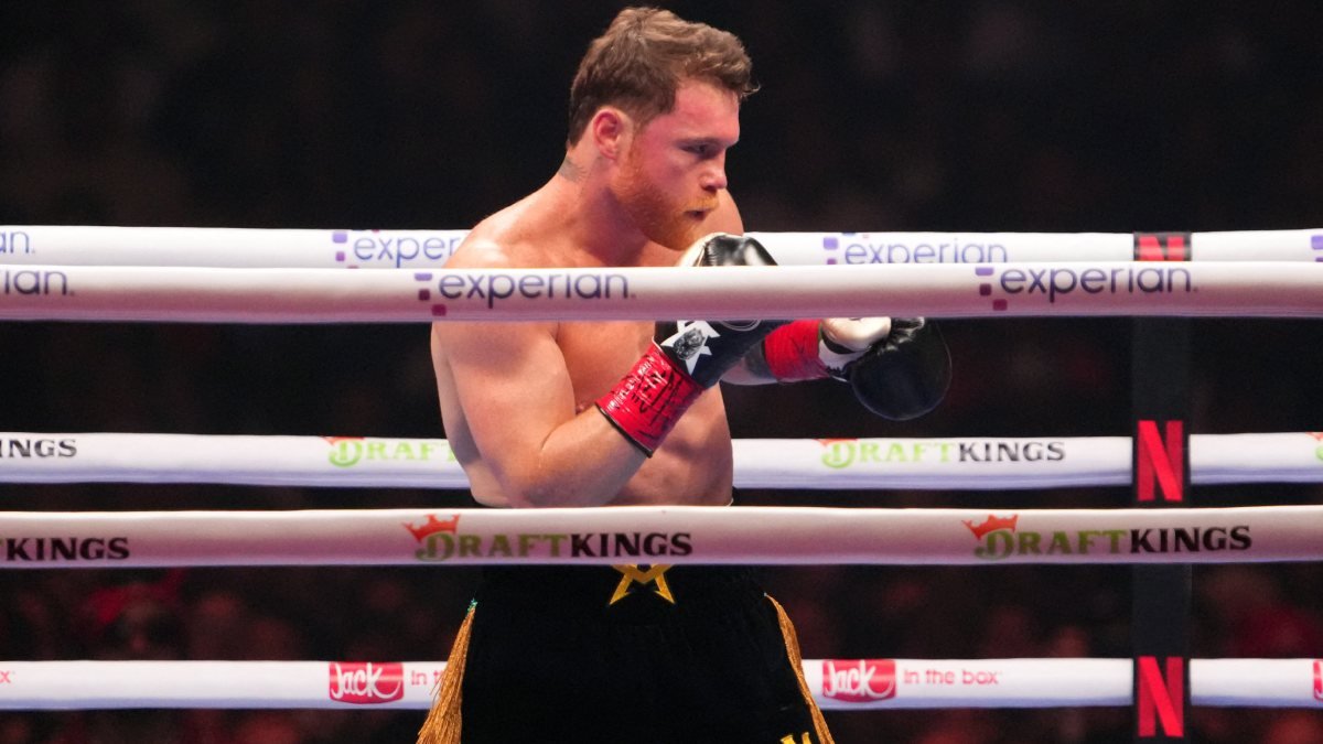 saul-canelo-alvarez-043015