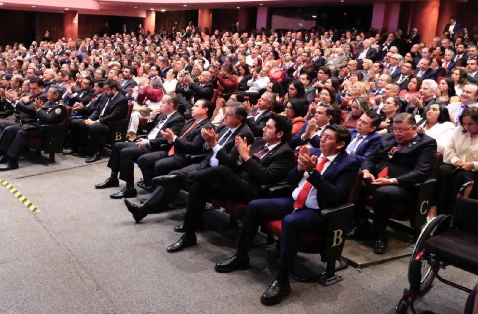 PHOTO-2025-10-06-13-01-21