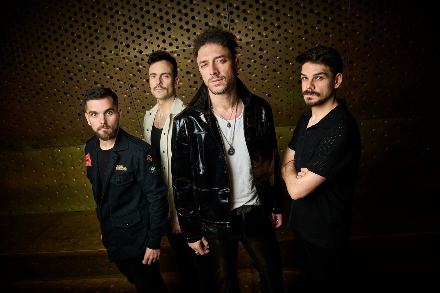 SHINOVA PRESENTE OCT 2025 FOTO3