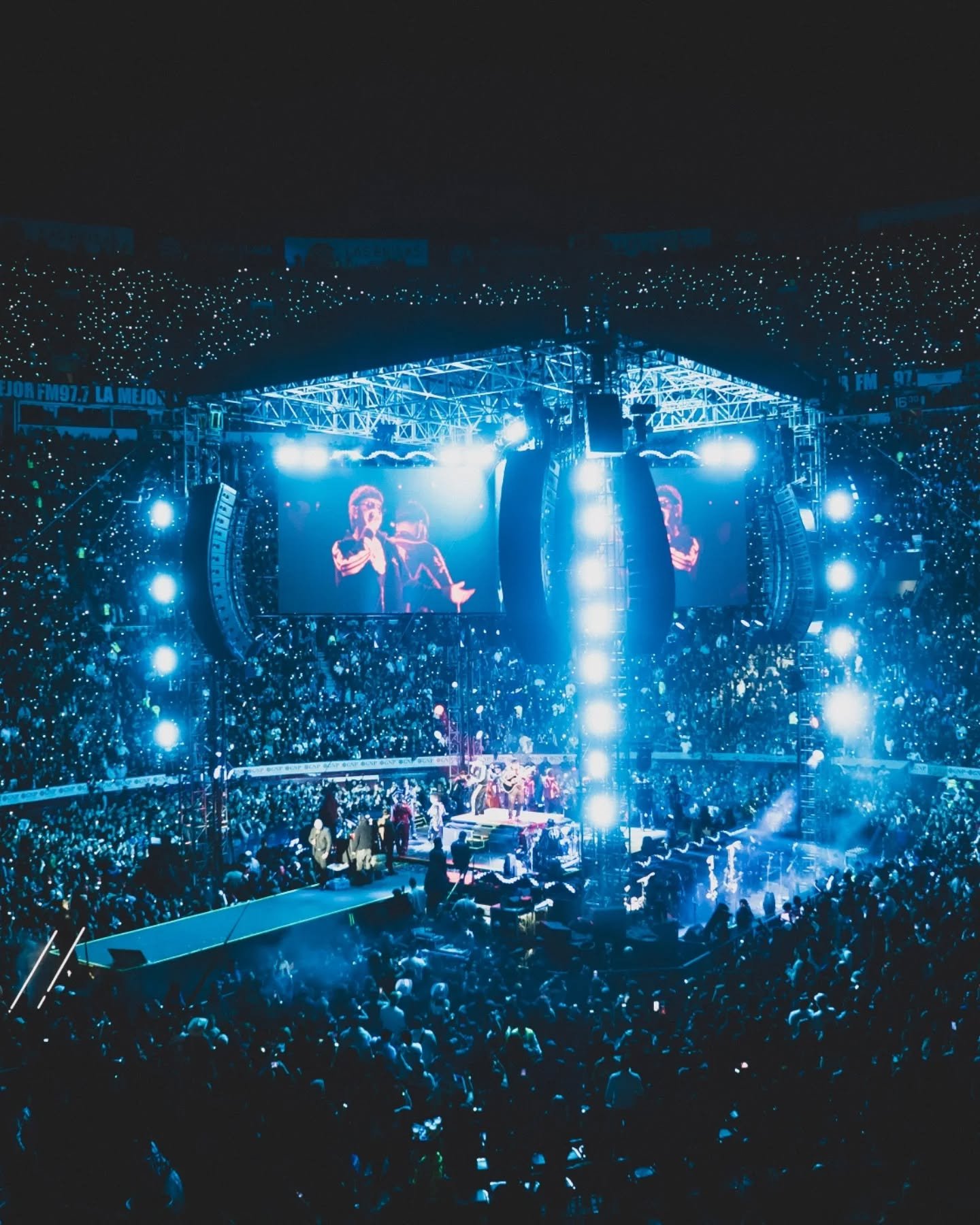 JUNIOR H LATAM DIC 2025 FOTO1