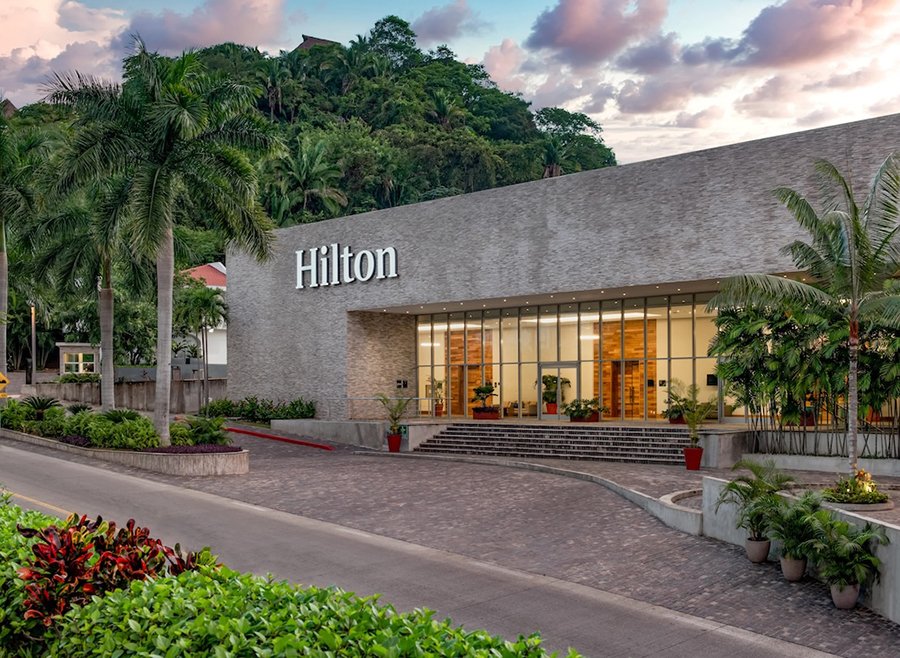 HILTON_VR_AI_21