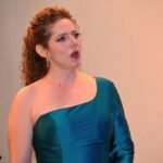 Carmen Carvajal Bonanni, joven soprano poblana que busca llevar la ópera mexicana al mundo