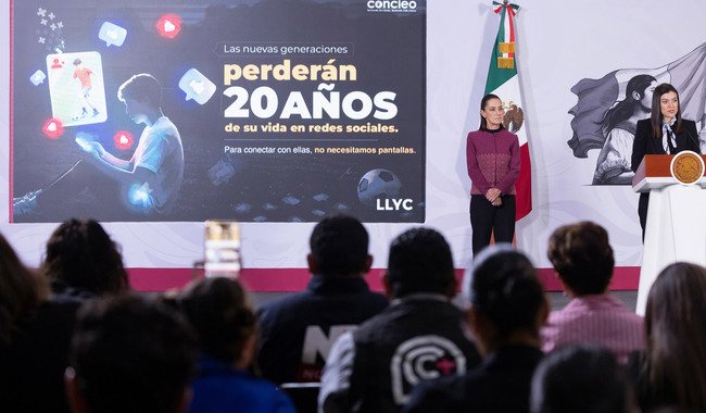 post_2026-07-27_Conferencia_de_prensa_matutina_-_Palacio_Nacional_07_JCRM