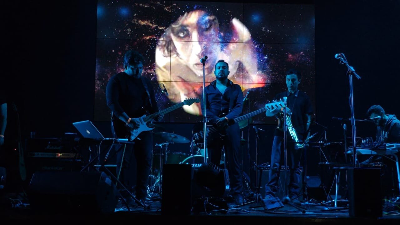 PULSE OF THE MOON FOTO3
