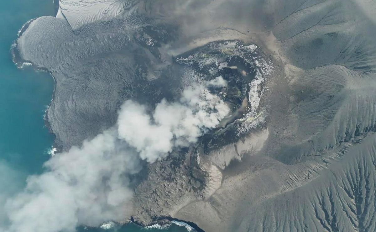 erupcion-del-volcan-anak-krakatoa